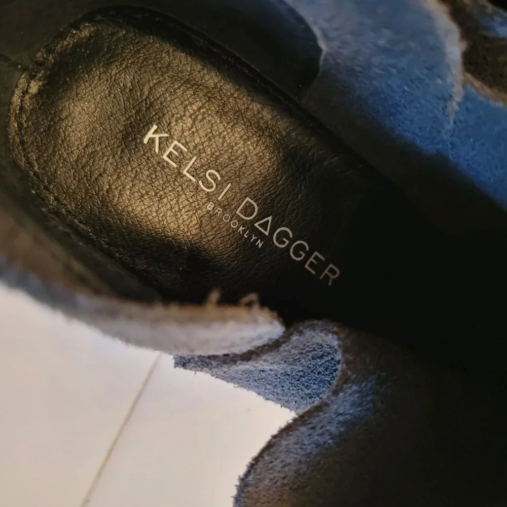 Kelsi Dagger Brooklyn Gray Suede‎ Ankle Boots 7 KENMARE Granola Neutral Coquette